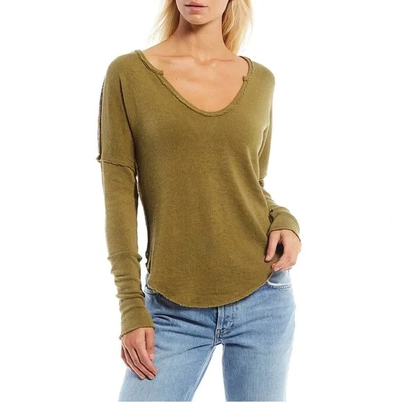 Free People Come And Get It Top in Green - Picture 2 of 7